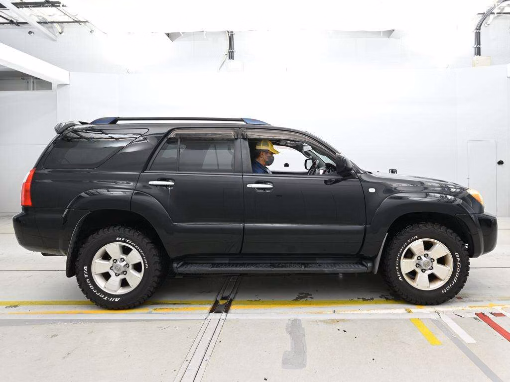 TOYOTA HILUX SURF