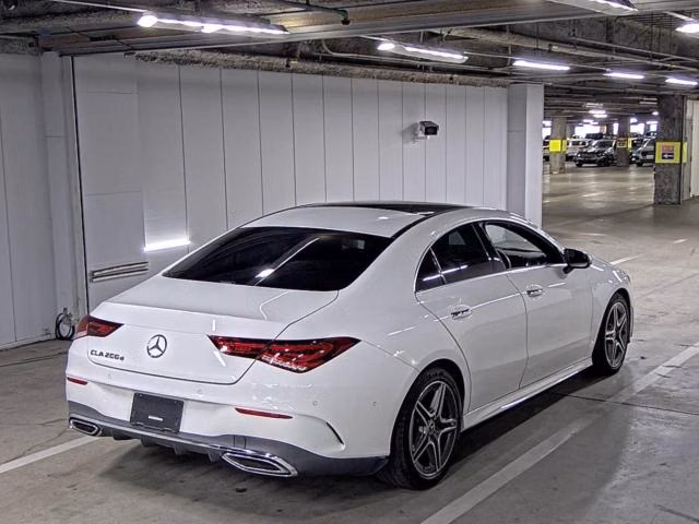 MERCEDES-BENZ CLA-CLASS