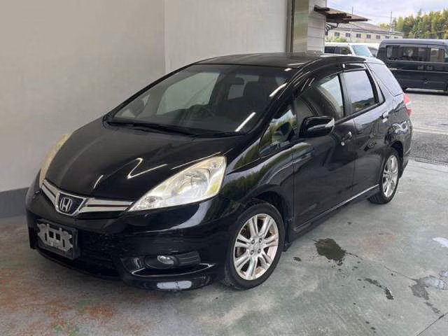 HONDA FIT SHUTTLE