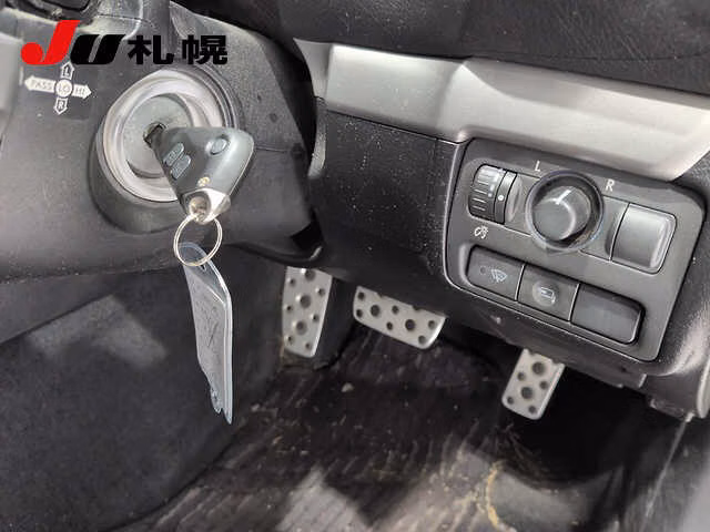 SUBARU LEGACY B4