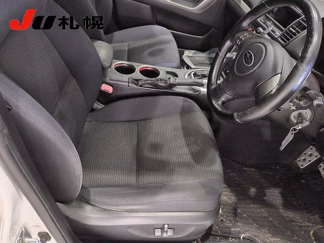 SUBARU LEGACY B4