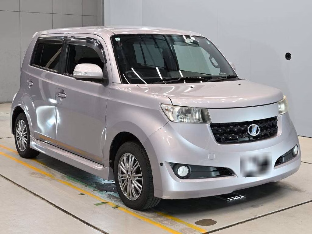 TOYOTA BB