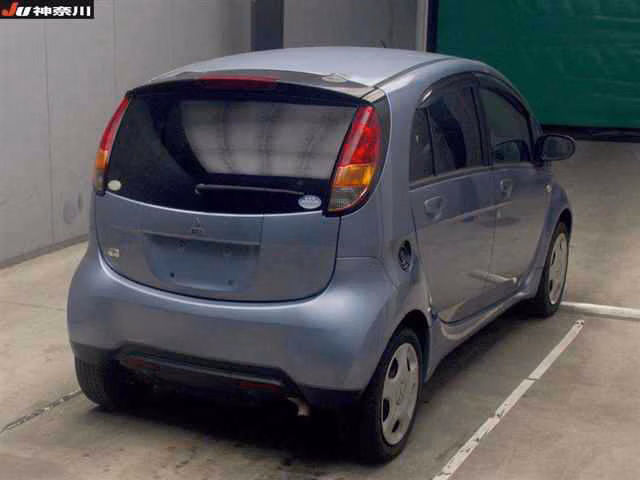 MITSUBISHI I