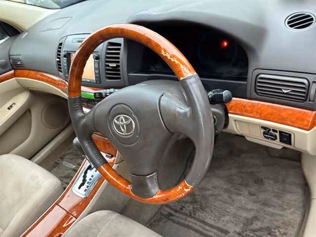 TOYOTA PREMIO