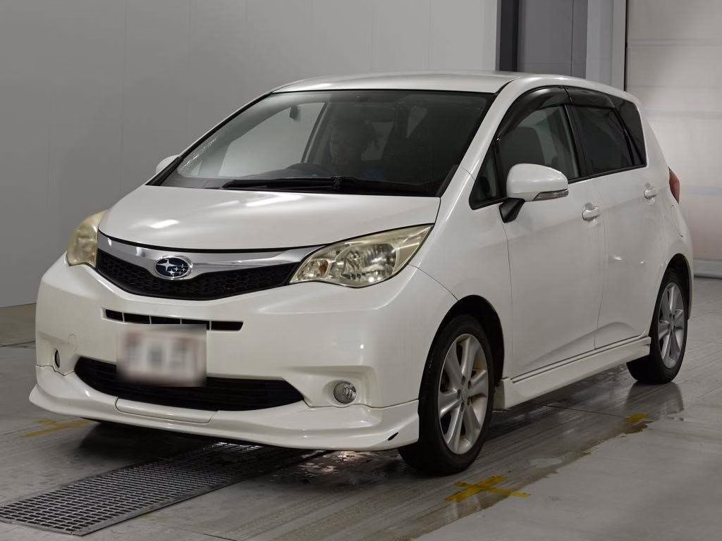 SUBARU TREZIA