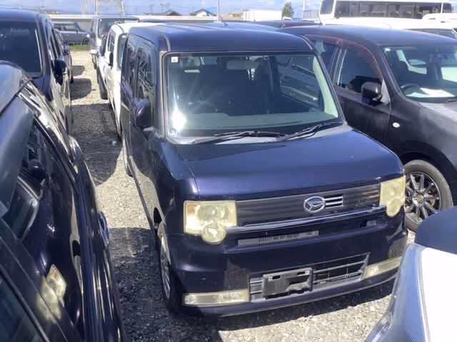 DAIHATSU MOVE CONTE