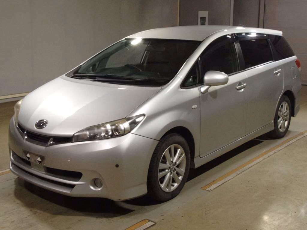 TOYOTA WISH