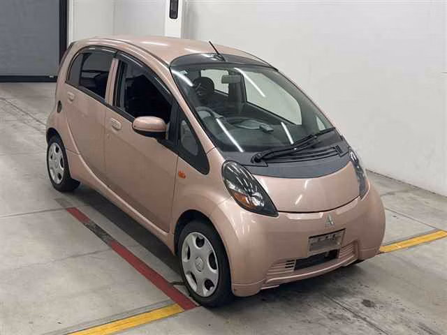 MITSUBISHI I