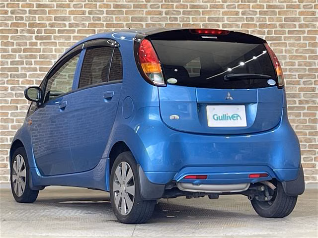 MITSUBISHI I