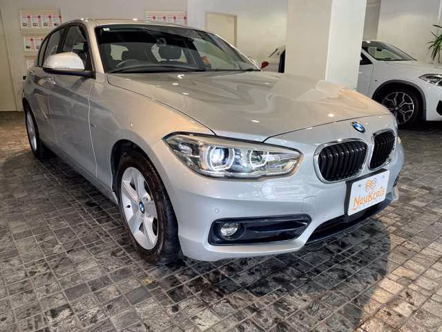 BMW 1-SERIES