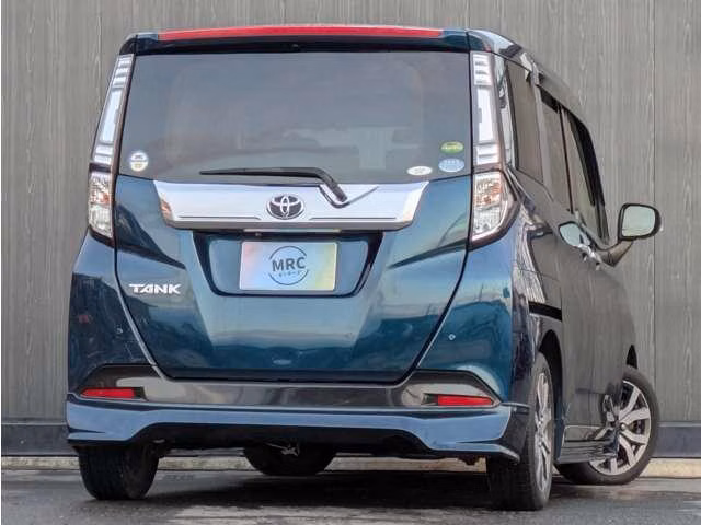 TOYOTA TANK