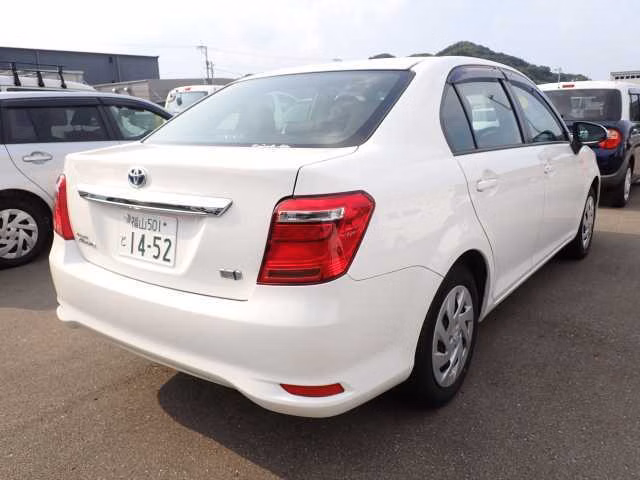 TOYOTA COROLLA AXIO