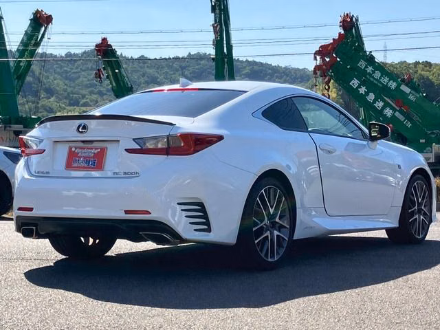 Lexus RC300h