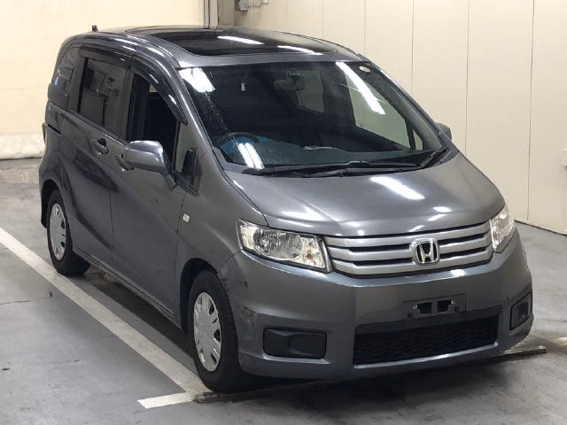 HONDA FREED SPIKE