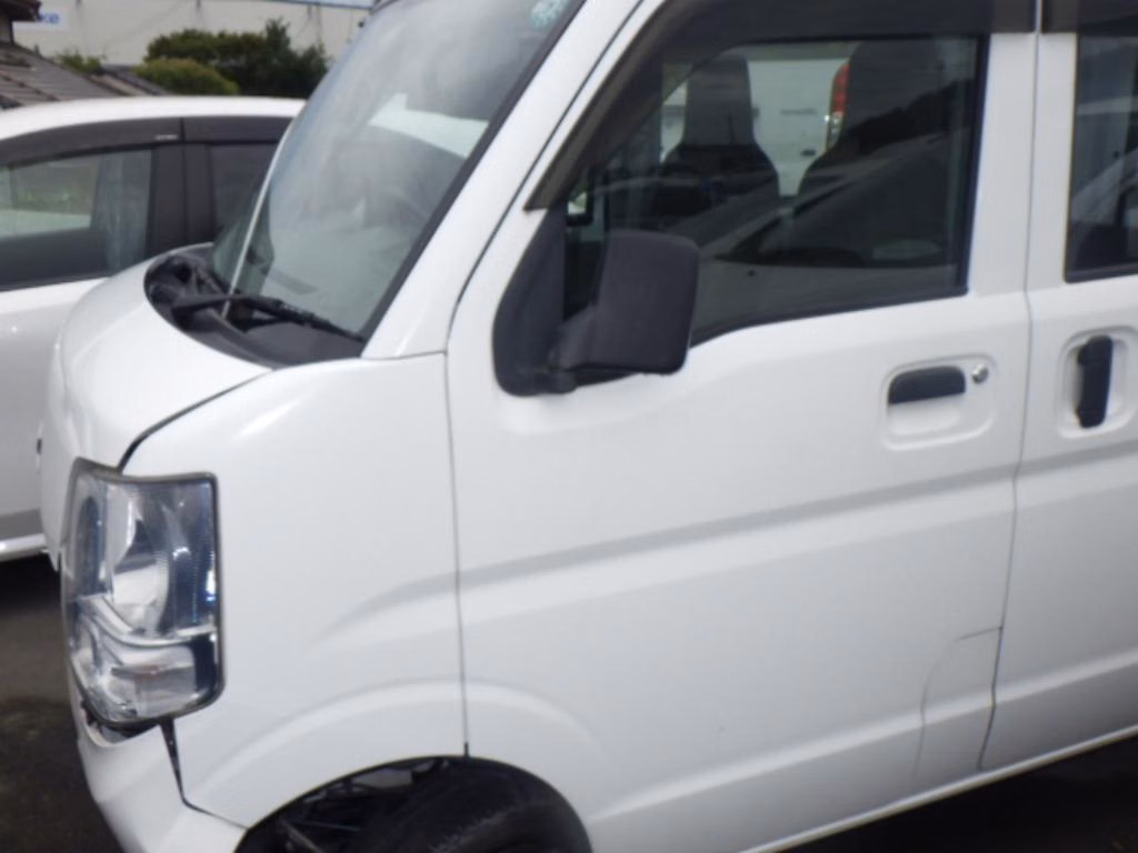 MITSUBISHI MINICAB