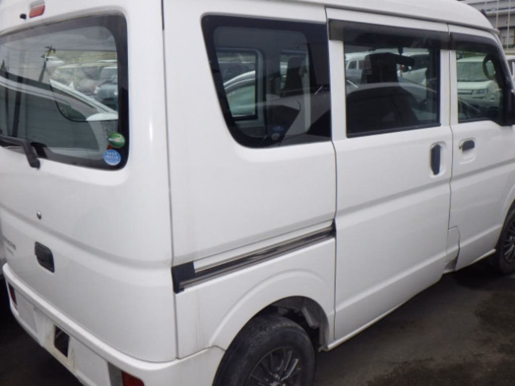 MITSUBISHI MINICAB