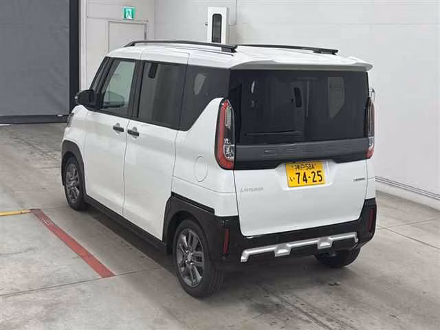 MITSUBISHI DELICA MINI