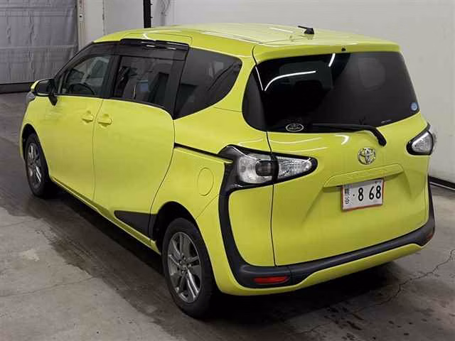 TOYOTA SIENTA