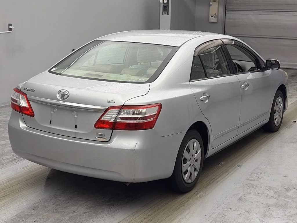 TOYOTA PREMIO
