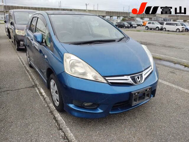 HONDA FIT SHUTTLE