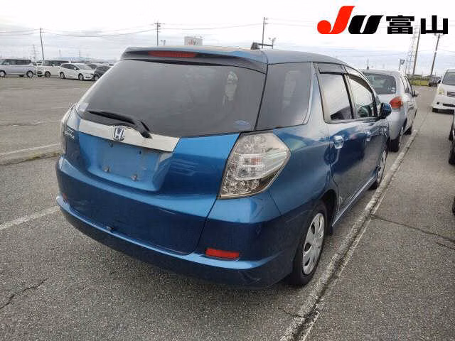 HONDA FIT SHUTTLE