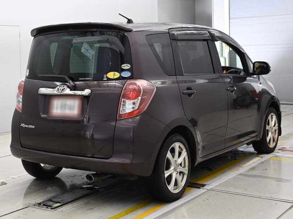 TOYOTA RACTIS