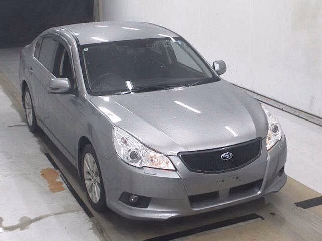SUBARU LEGACY B4