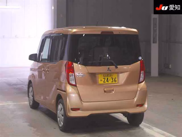 MITSUBISHI EK SPACE