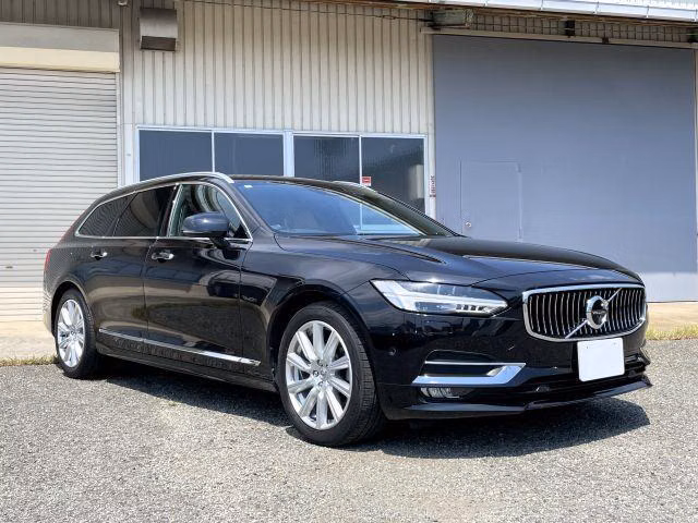 Volvo V90