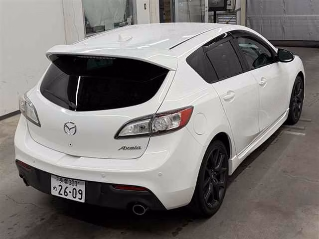 MAZDA AXELA