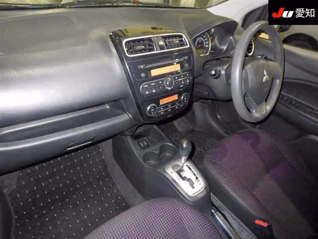 MITSUBISHI MIRAGE