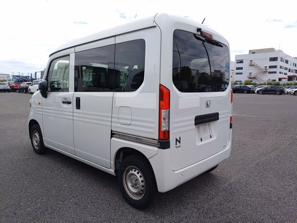 HONDA N-VAN