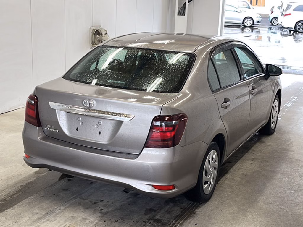 TOYOTA COROLLA AXIO