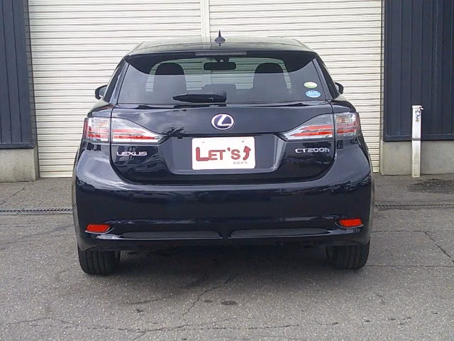 LEXUS CT200H