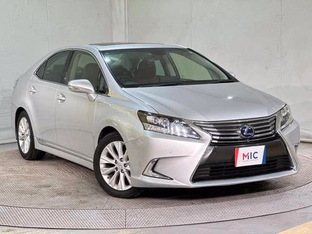 Lexus HS250h