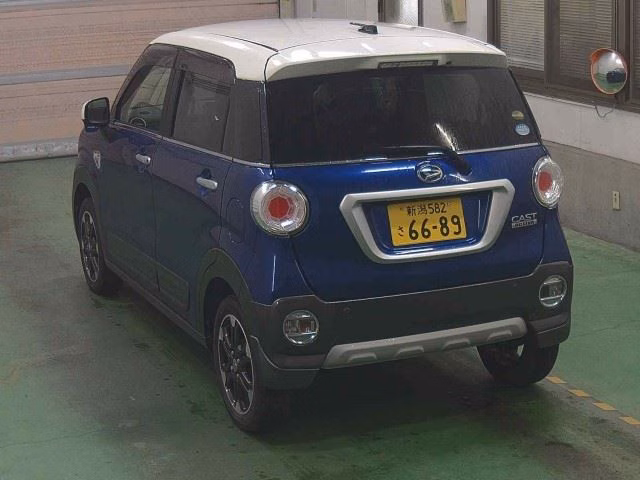 DAIHATSU CAST