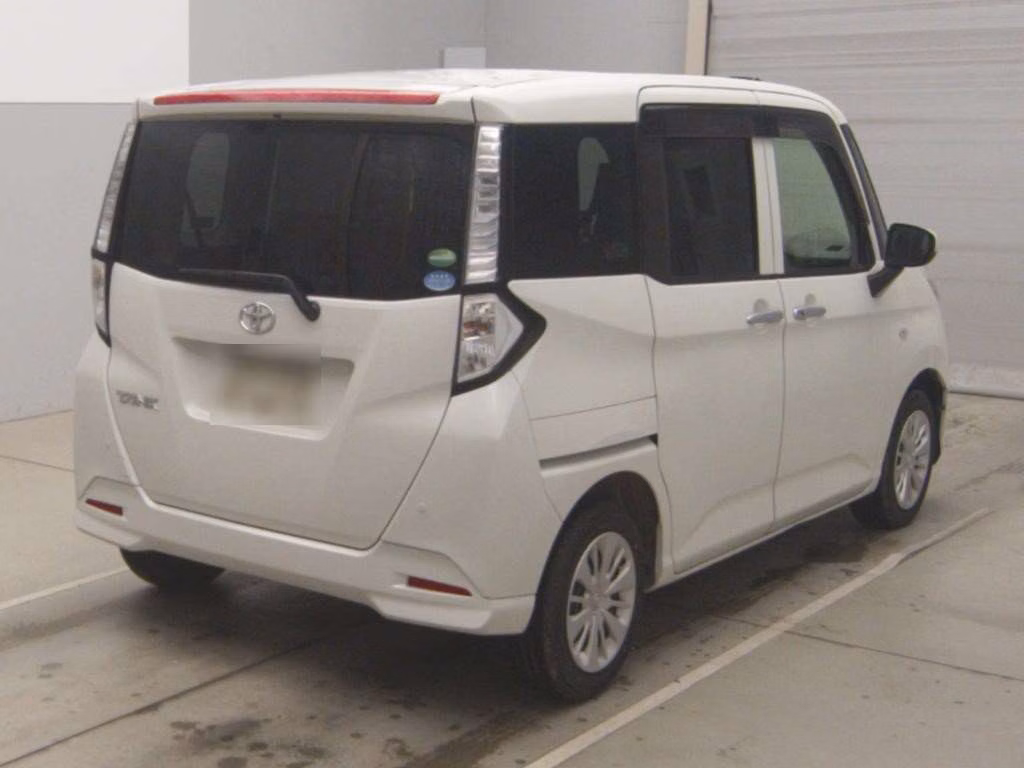 TOYOTA TANK
