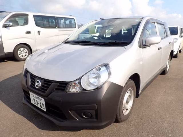 Nissan AD