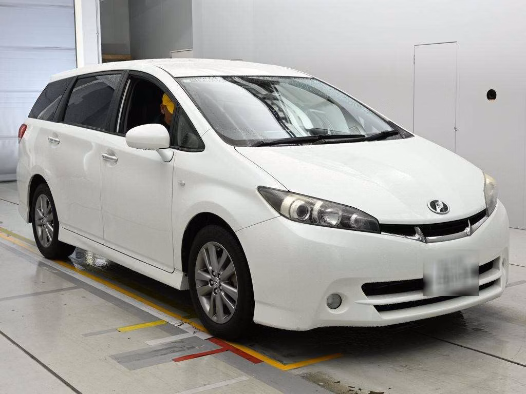 TOYOTA WISH