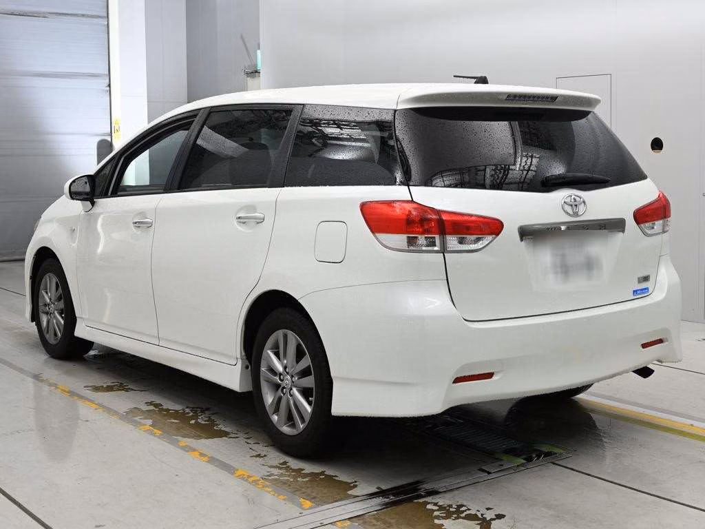 TOYOTA WISH