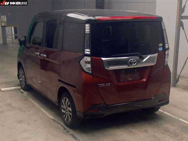 TOYOTA TANK