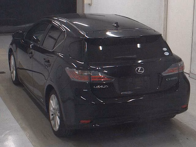 LEXUS CT200H