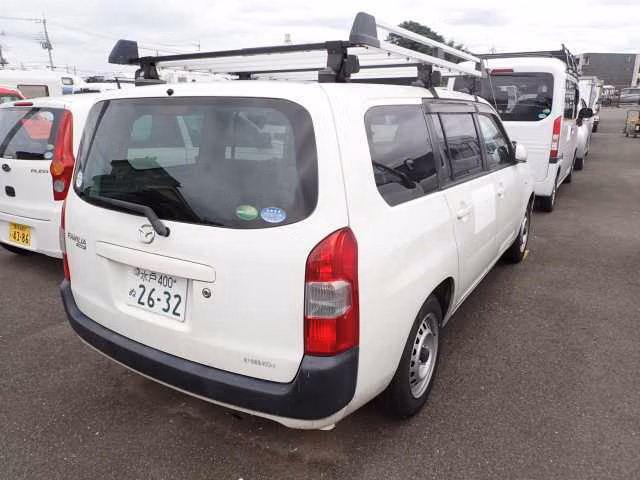 MAZDA FAMILIA