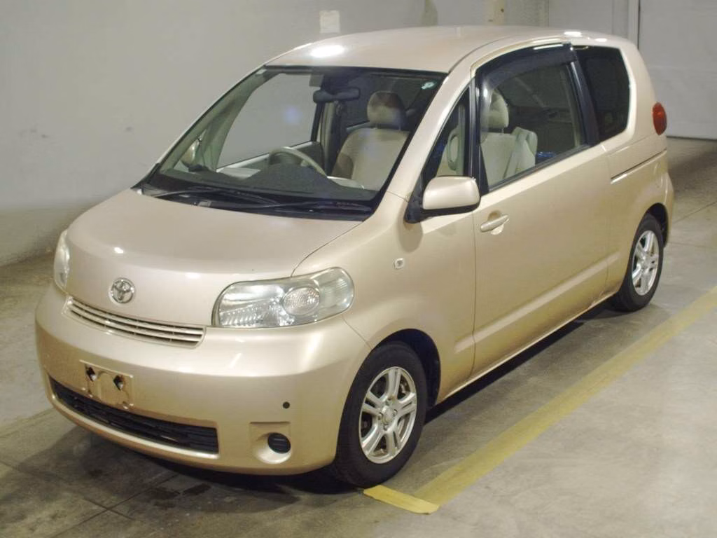 TOYOTA PORTE