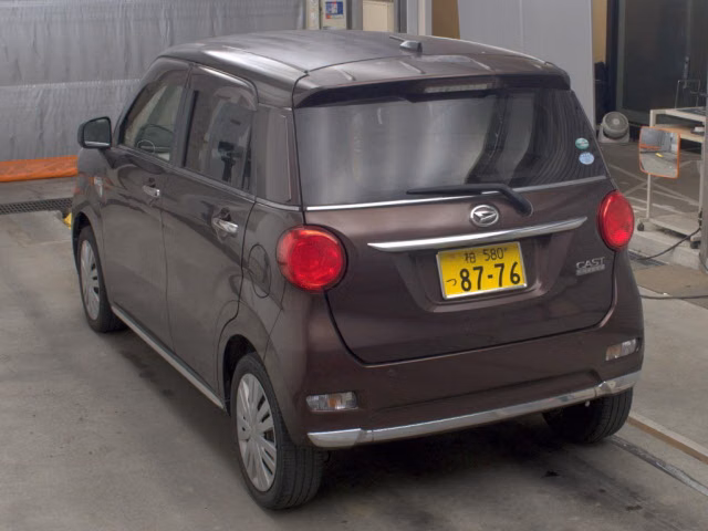 DAIHATSU CAST
