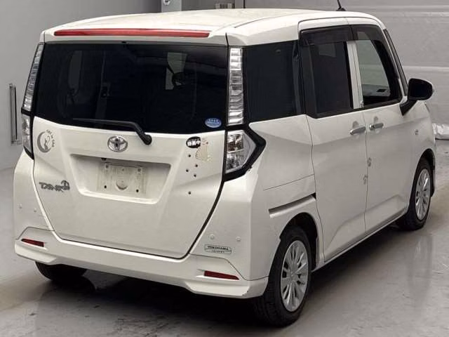TOYOTA TANK
