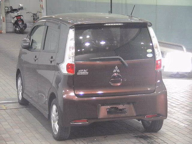 MITSUBISHI EK CUSTOM