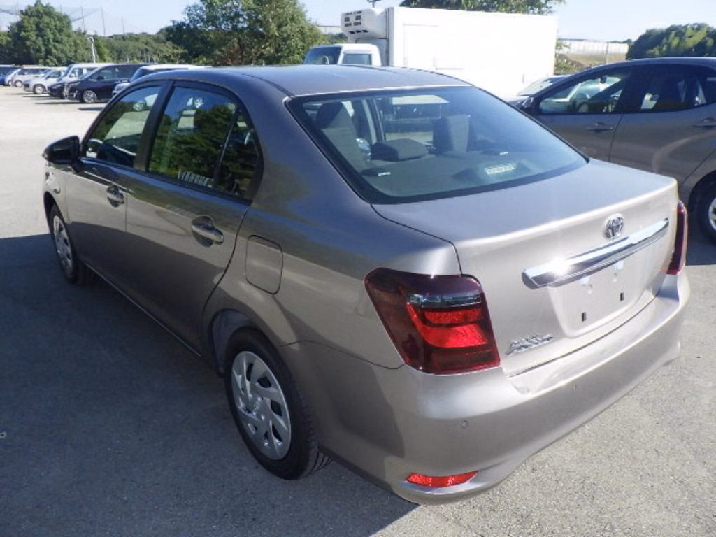 TOYOTA COROLLA AXIO