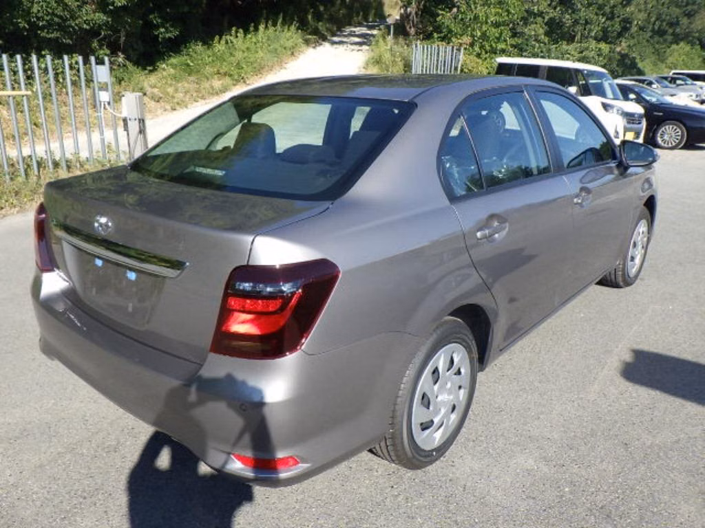 TOYOTA COROLLA AXIO