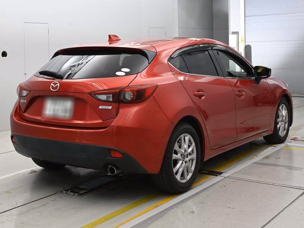 MAZDA AXELA